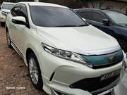 Toyota Harrier 2018 White for sale
