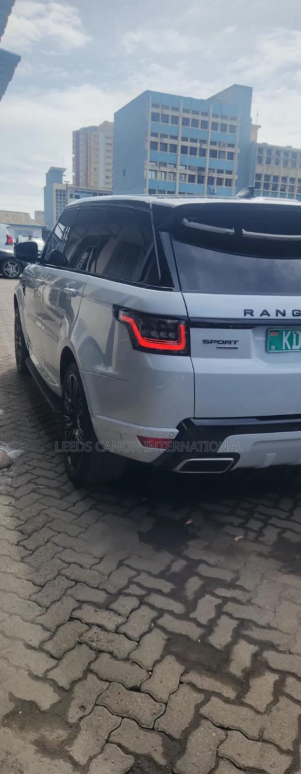 Rover Land 2020 White