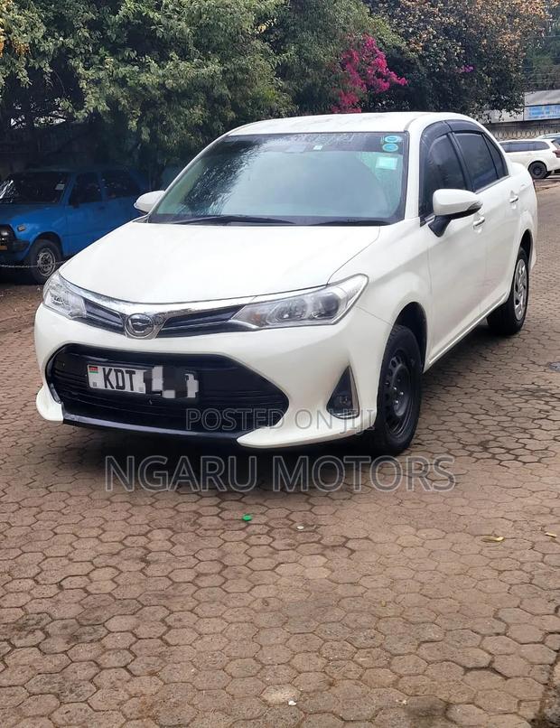 Toyota Axio 2018 White