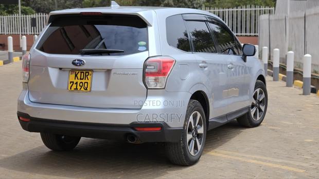 Subaru Forester 2017 Silver