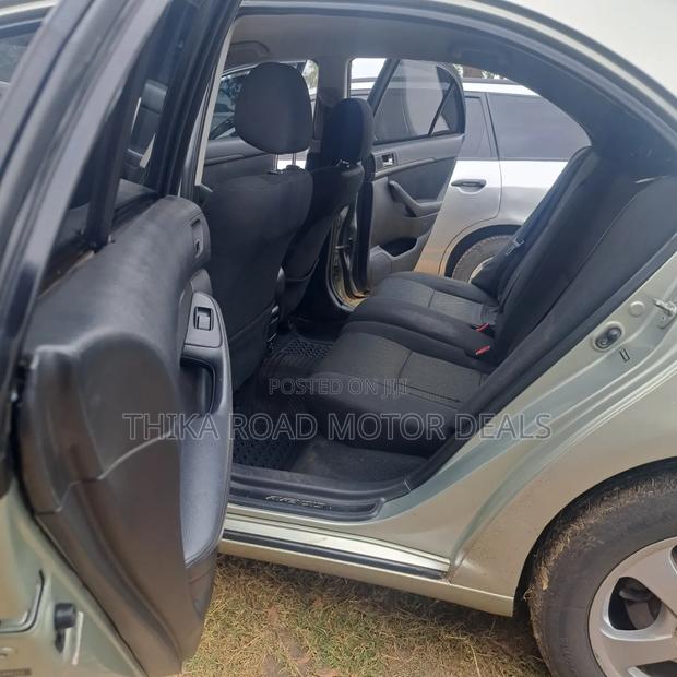 Toyota Avensis 2005