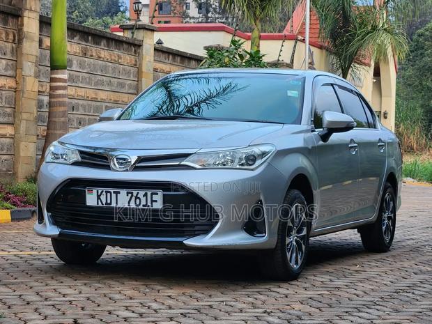 Toyota Axio 2018 Silver