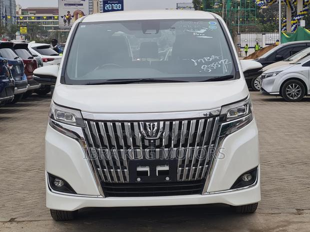 Toyota Esquire 2019 White