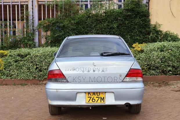 Mitsubishi Lancer Cedia 1999 Blue