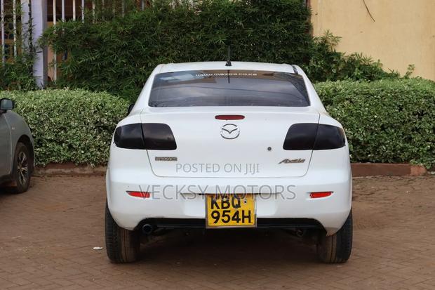 Mazda Axela 2004 White