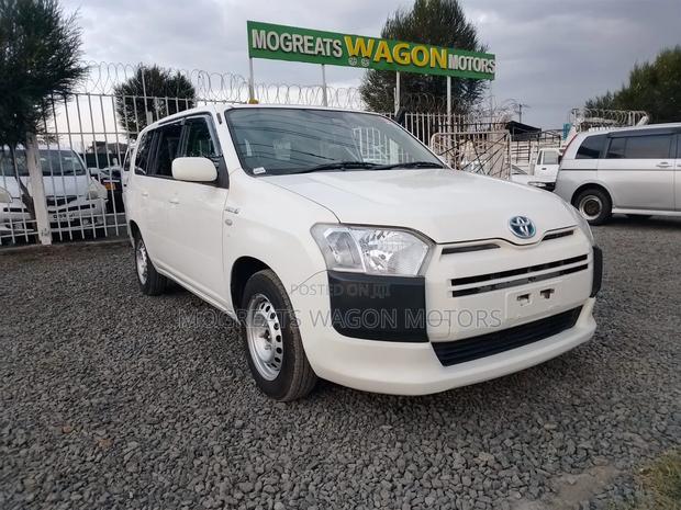 Toyota Succeed 2019 White