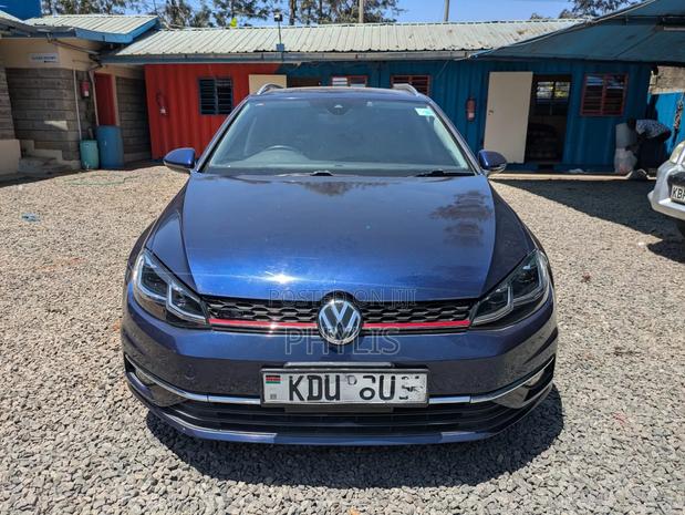 Volkswagen Golf 2017 Blue