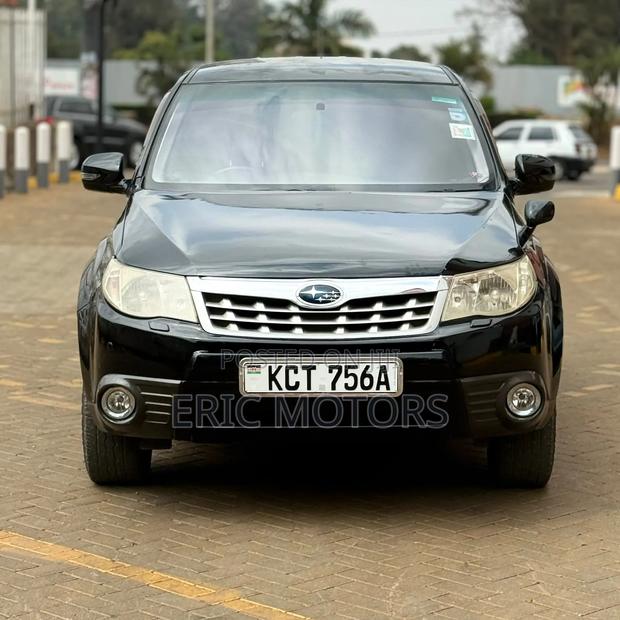 Subaru Forester 2012 Black