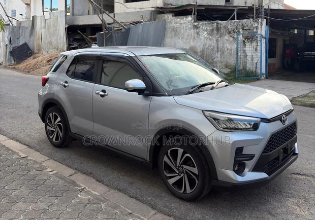 Toyota Raize 2020 Silver