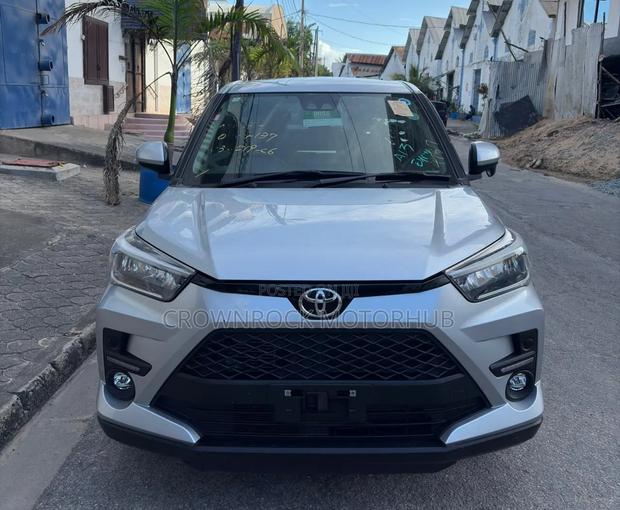 Toyota Raize 2020 Silver