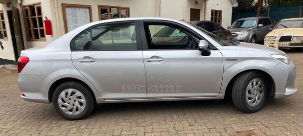 Toyota Axio 2019 Silver