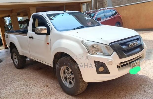 Isuzu D-MAX 2017 White