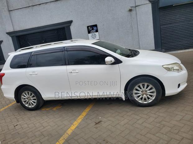Toyota Corolla Fielder 2006 White