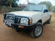 Nissan Hardbody 2015 White for sale