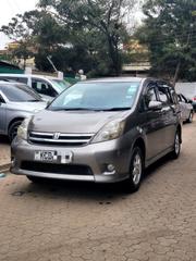 Toyota ISIS 2008 Gray for sale
