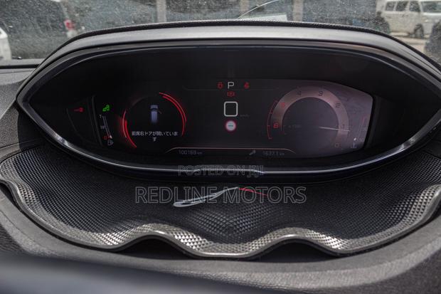 Peugeot 3008 2019 Pearl