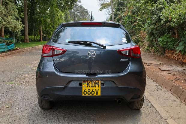 Mazda Demio 2016 Gray