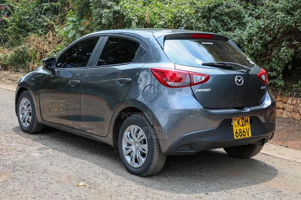 Mazda Demio 2016 Gray