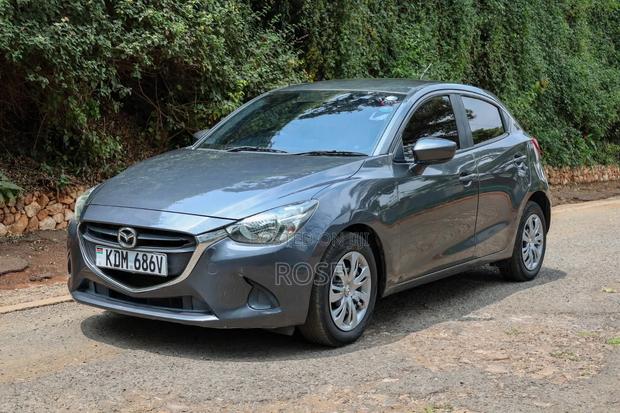 Mazda Demio 2016 Gray