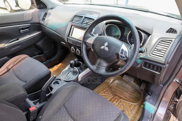 Mitsubishi RVR 2.0 2011 Brown