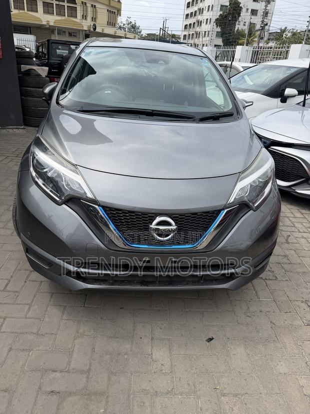 Nissan Note 2018 Gray