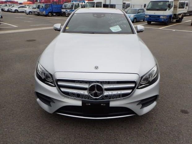 Mercedes-Benz E200 2019 Silver