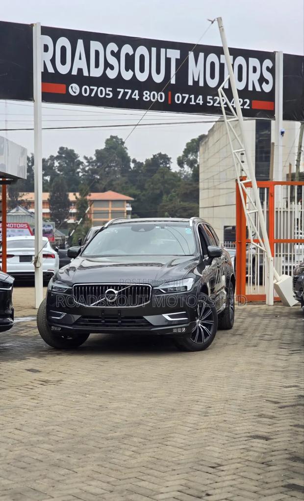 Volvo XC60 2021 Gray