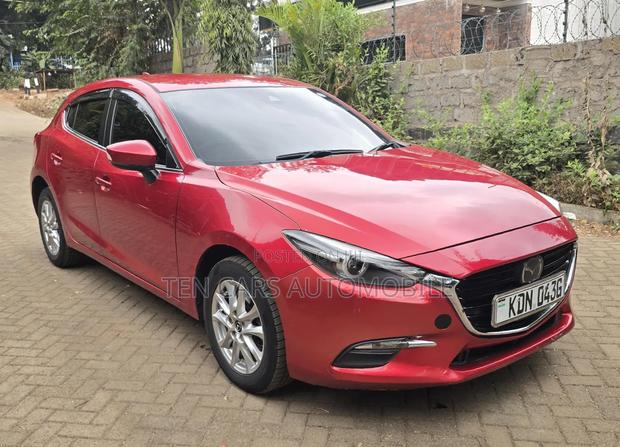 Mazda Axela 2017 Red