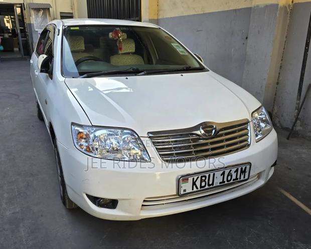 Toyota Corolla 2006 White