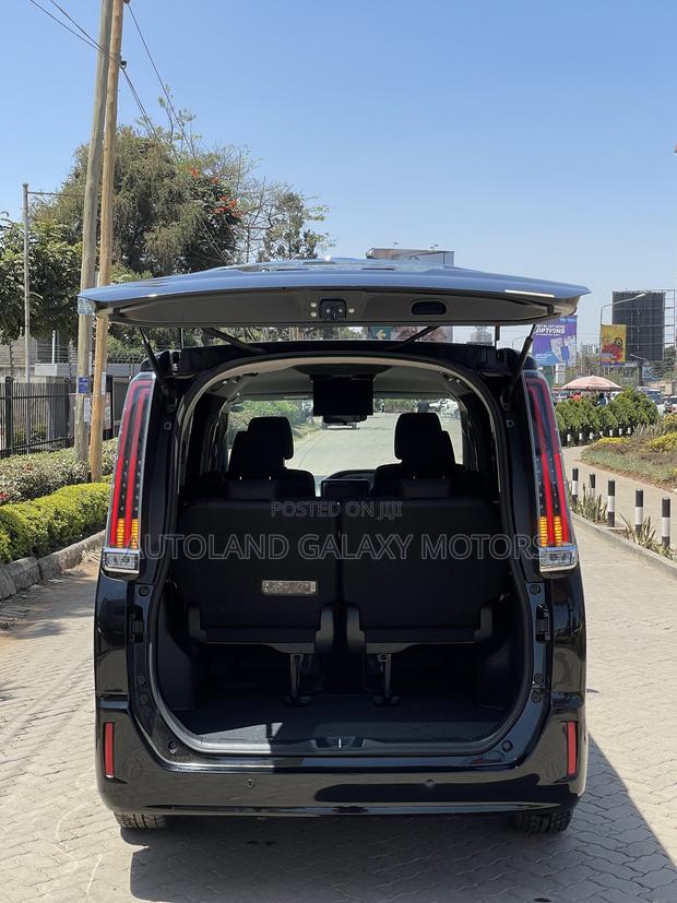 Toyota Noah 2019 Black