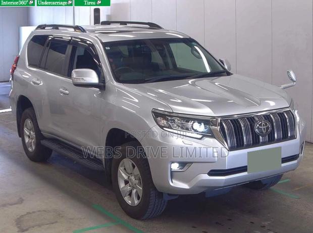 Toyota Land Cruiser Prado 2019 Silver