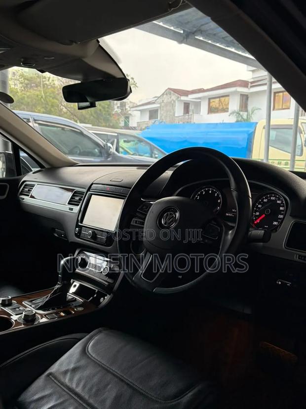 Volkswagen Touareg 2017 Matt Black