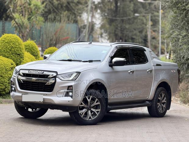 Isuzu D-MAX 2022 Silver