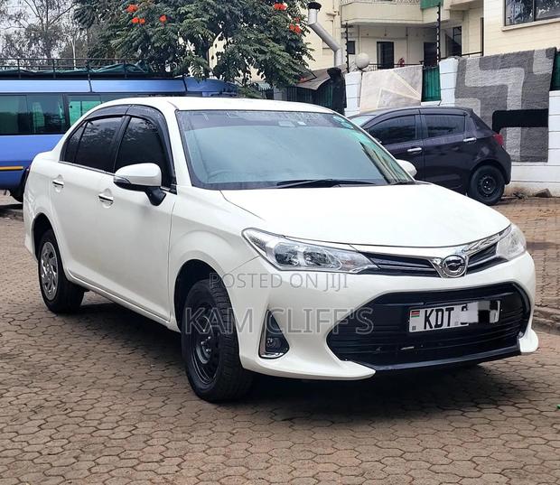 Toyota Axio 2018 White
