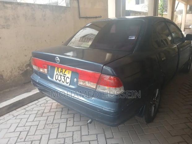 Nissan Sunny B15 Sedan 1.5 2000 Blue