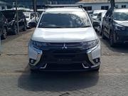Mitsubishi Outlander 2019 White for sale