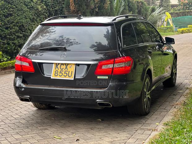 Mercedes-Benz E250 2012 Black