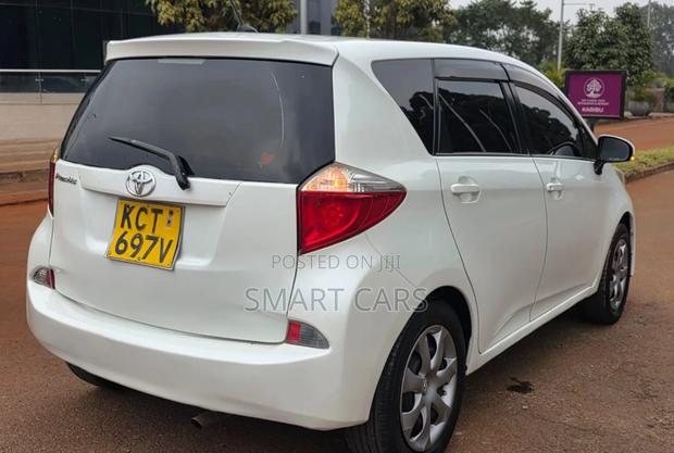 Toyota Ractis 2012 White