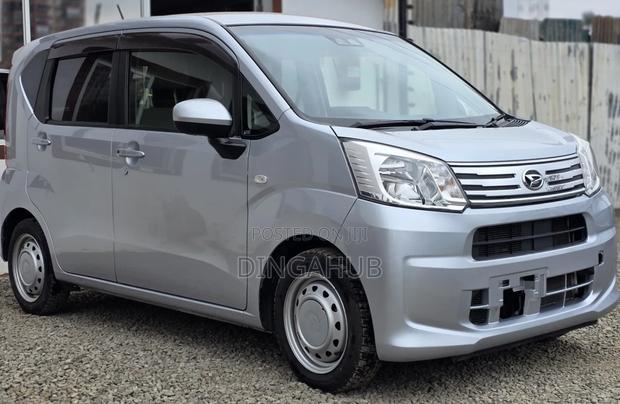 Daihatsu Move 2019 Silver