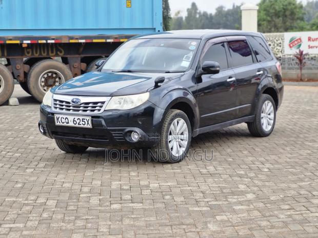 Subaru Forester 2010 Black