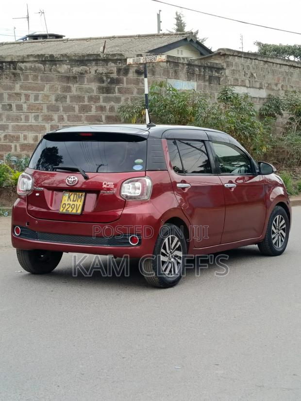 Toyota Passo 2016 Red