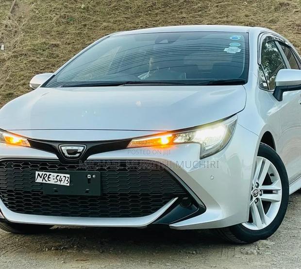 Toyota Corolla 2019 White