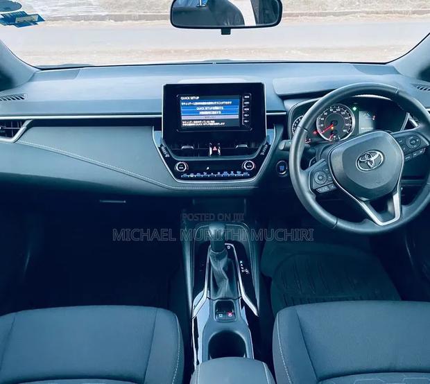 Toyota Corolla 2019 White