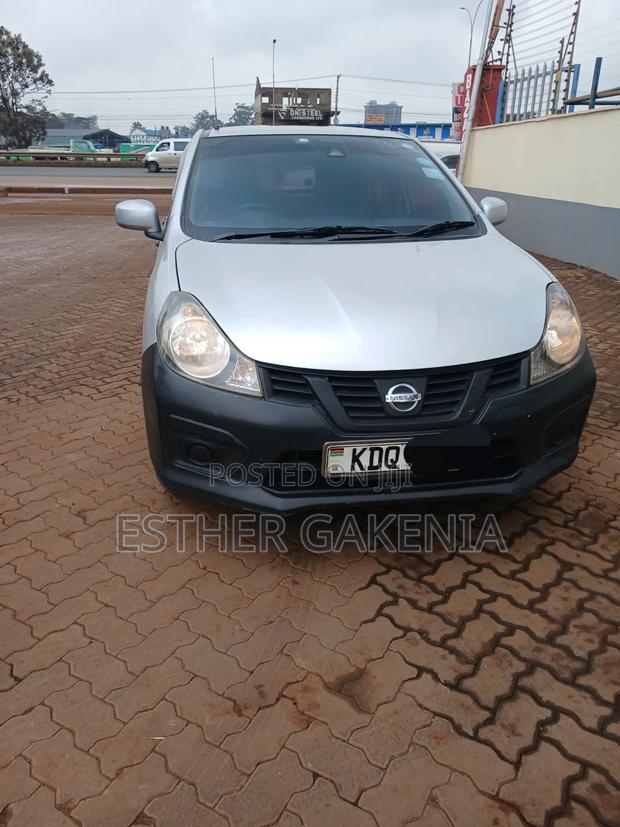 Nissan Advan 2017 Silver