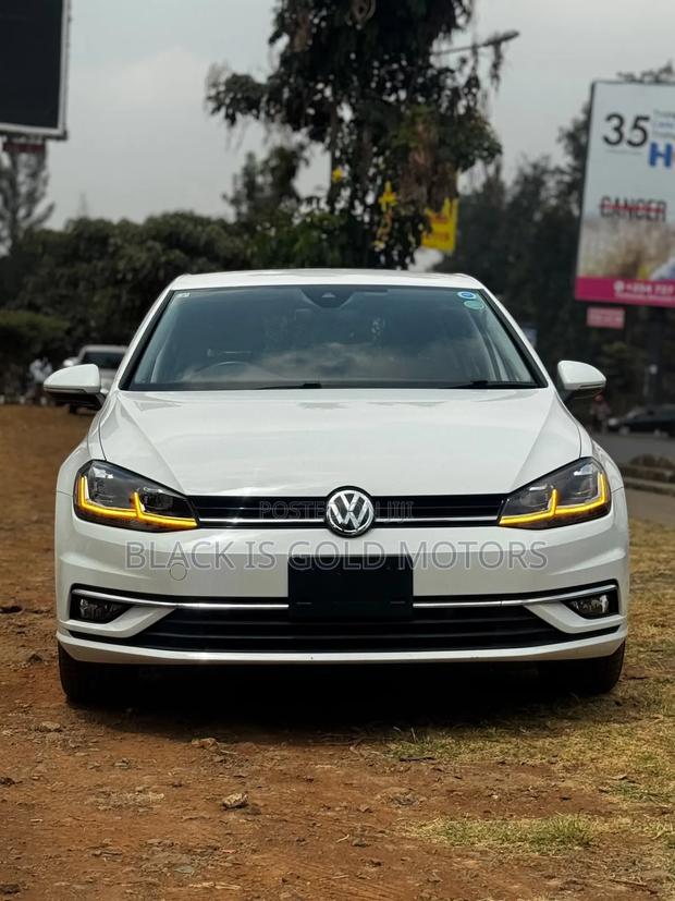 Volkswagen Golf 2019 White