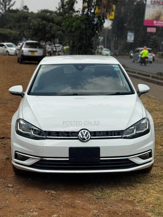 Volkswagen Golf 2019 White