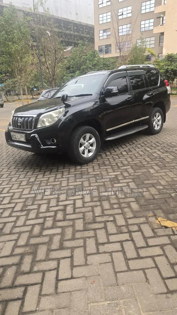Toyota Land Cruiser Prado 2012 Black