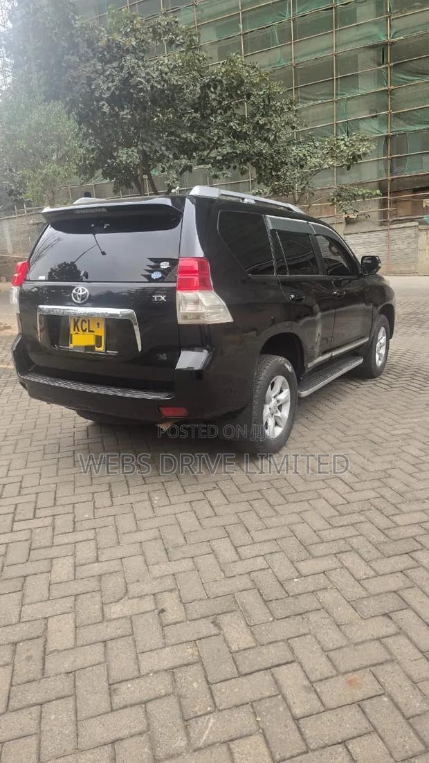 Toyota Land Cruiser Prado 2012 Black