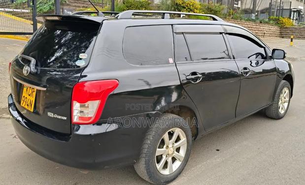 Toyota Corolla Fielder 2011 Black