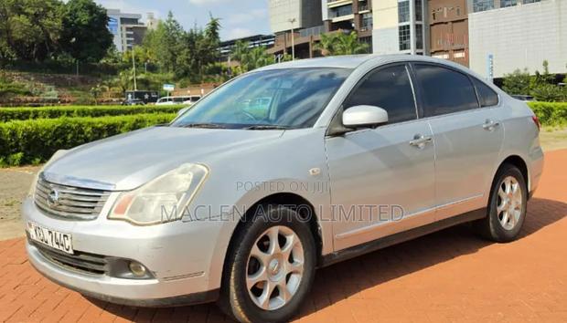 Nissan Bluebird 2010 Silver